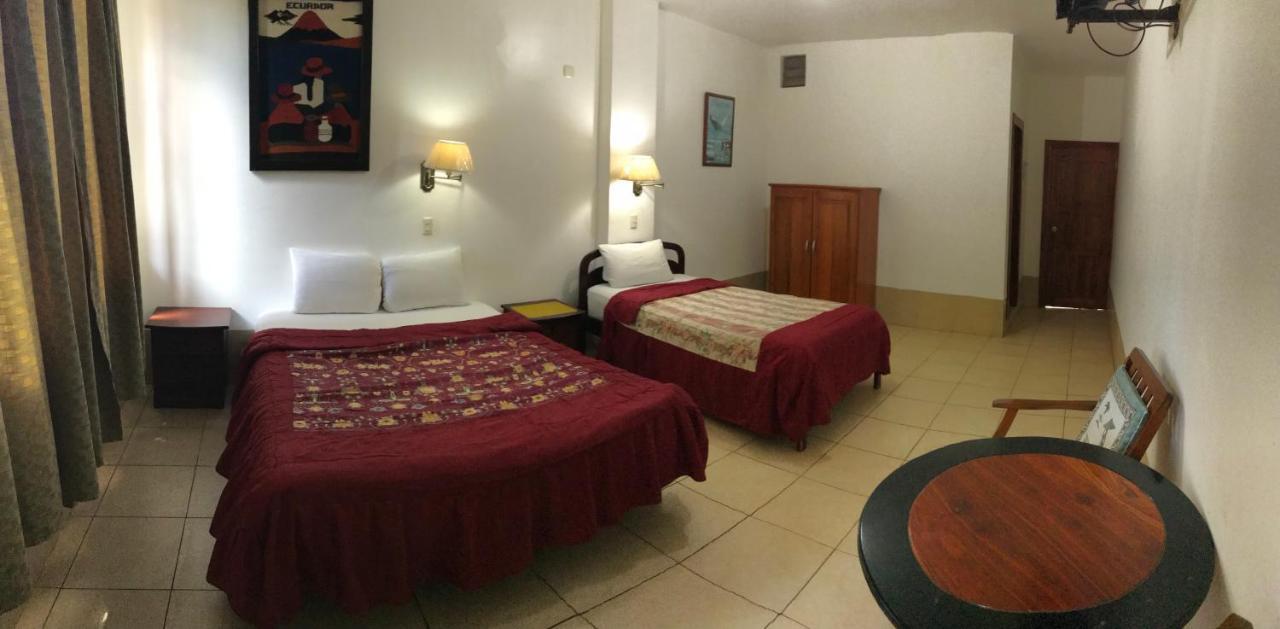 Hotel Pacifico Puerto López Habitación foto
