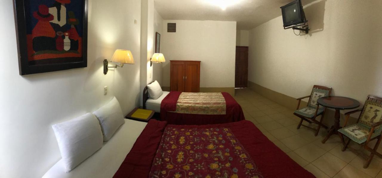 Hotel Pacifico Puerto López Habitación foto